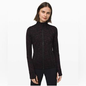 Lululemon Define Jacket *Luxtreme in Misted Jacquard Black Cherry - Size 6